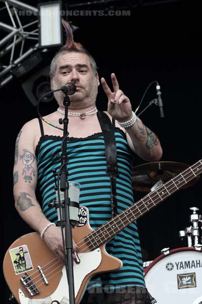 NOFX - 2018-06-16 - BRETIGNY-SUR-ORGE - Base Aerienne 217 - Main Stage 2 - 